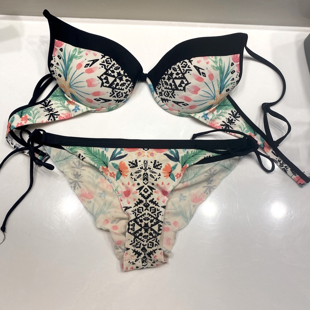Body Glove Bikini